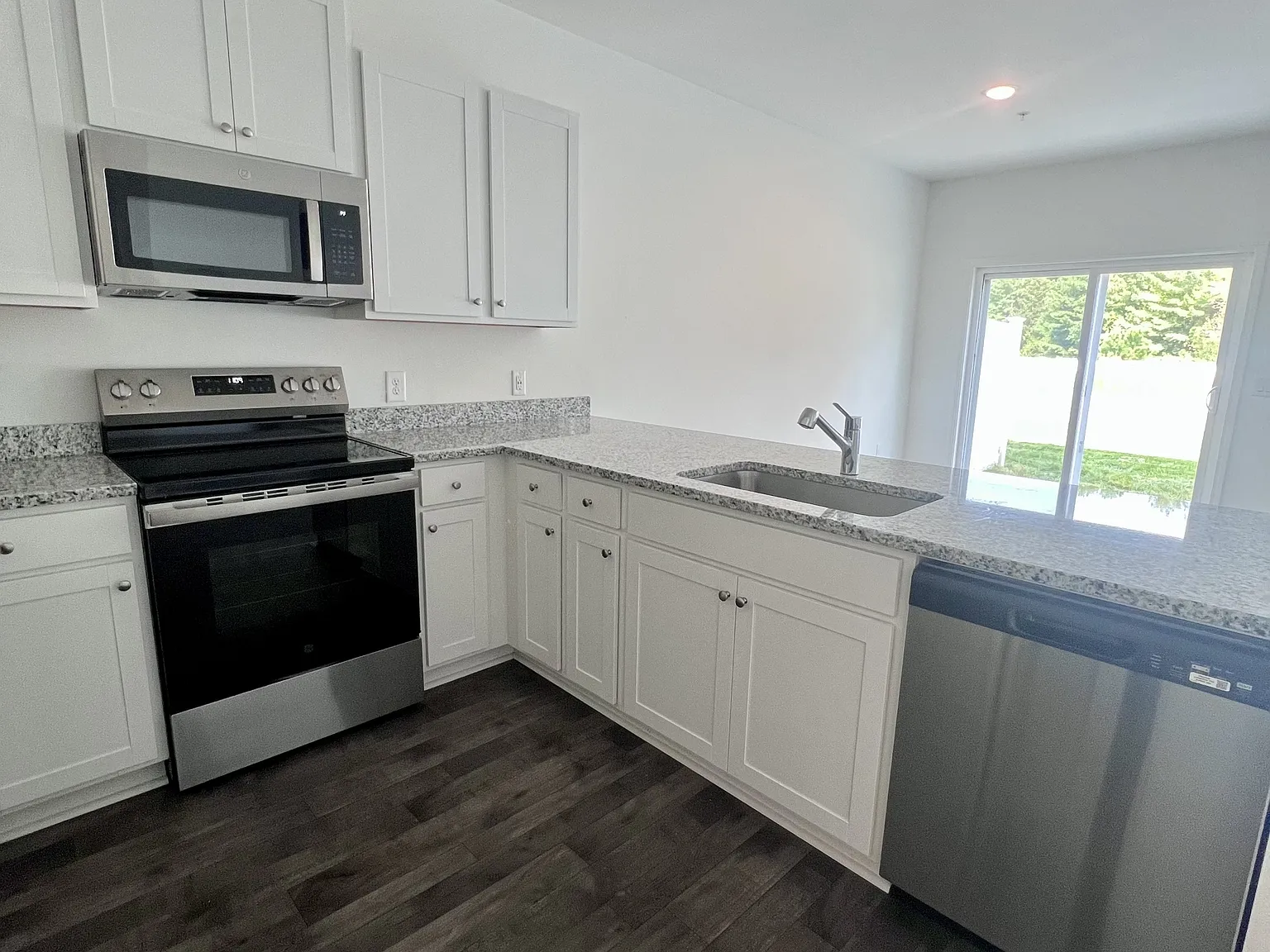 250 Clement Lp - 1 — Photo 4