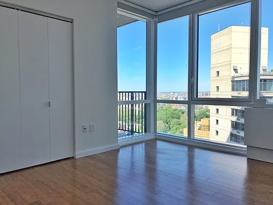 Rented by The Dermot Realty Management Company | media 9