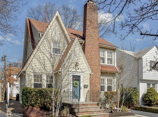 9 Lorraine St, Glen Ridge, NJ 07028