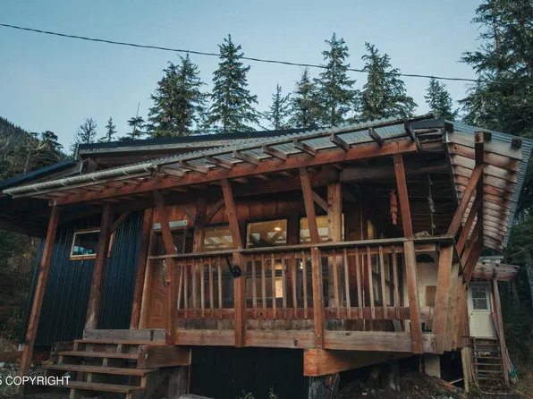 725D Mitkof Hwy, Petersburg, AK 99833