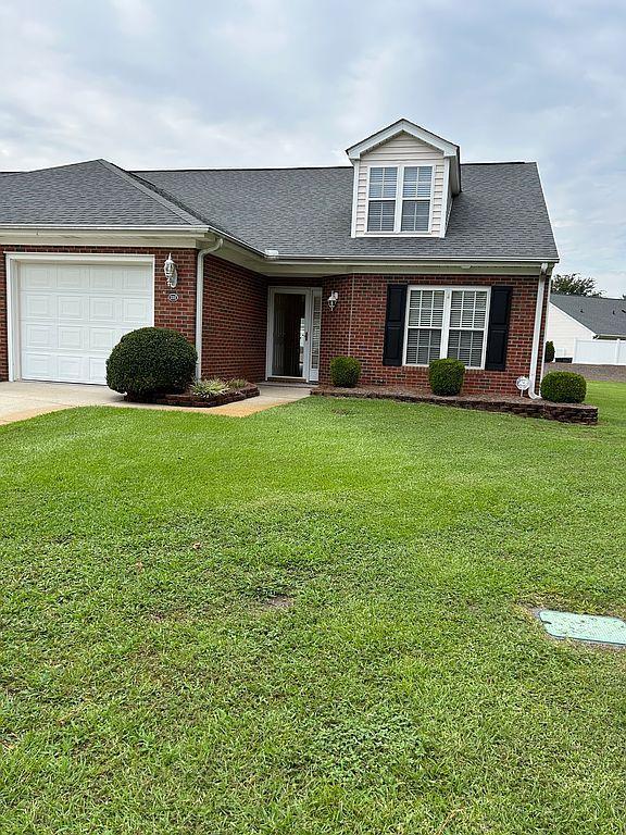 222 New Hope Village Dr - Property Image