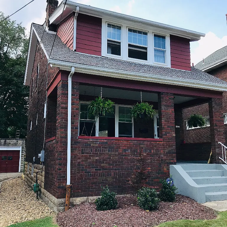 1027 King Ave photo 1
