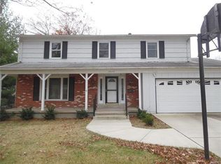 3505 Hoover Dr, Alton, IL 62002