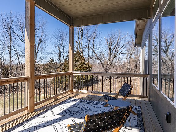 4th image of 17800 NW Seven Bridges Rd #1F7AJ0
