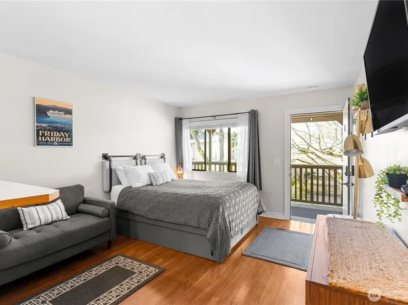 250 Tucker Avenue #4, Friday Harbor, WA 98250