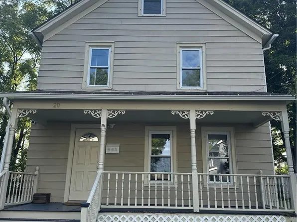 20 Van Buren St, Warwick, NY 10990