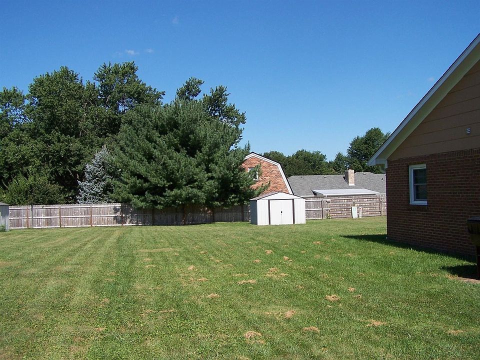 2nd image of 224 Courchelle Dr #226