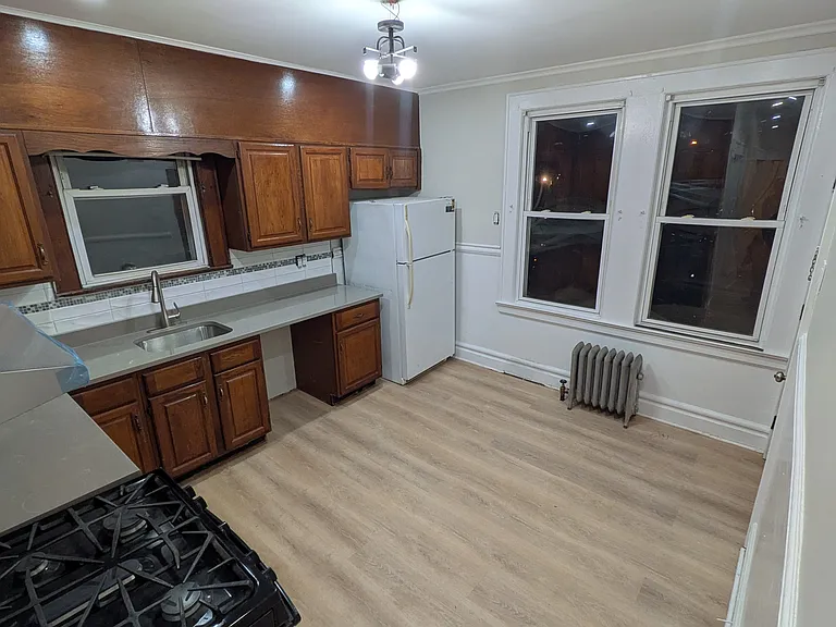 211-13 Myrtle Ave #2 — Photo 6
