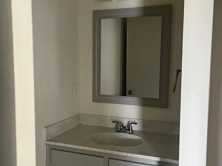 Cielo Azulyk Apartments — Photo 9