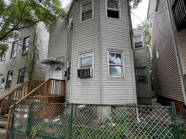 118 12th Ave, Paterson, NJ 07501