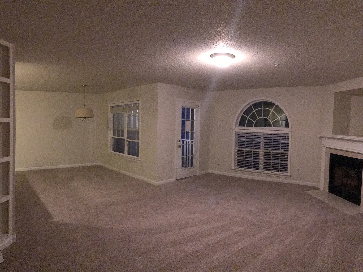 2 bed, 1100 sqft, $1,400 — Photo 4