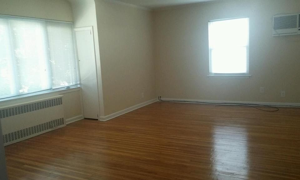 1st image of 15154 19th Ave #2