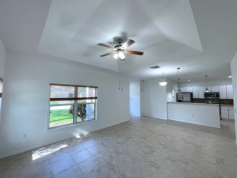 1864 Pelican Dr — Photo 4