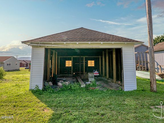 5th image of 420 Prospect Ave