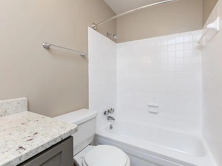 Colony House — Photo 42