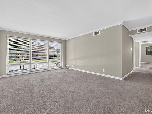 4th image of 5 Delcrest Ct APT 101
