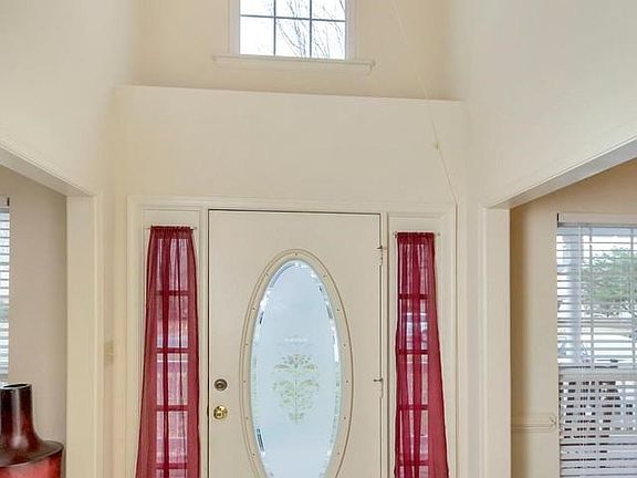 2 Story Foyer