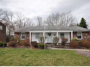 330 Challen Dr, Pittsburgh, PA 15236