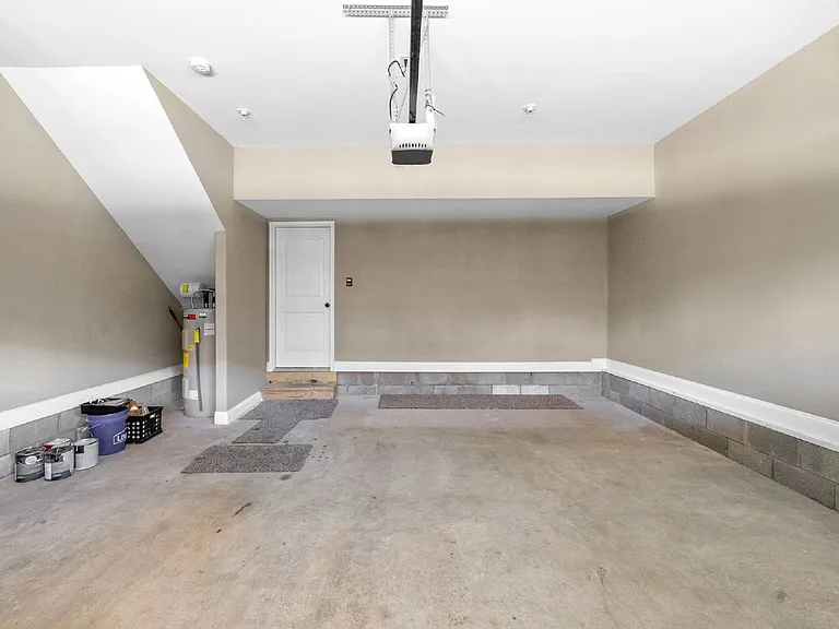 172 Dundee Dr — Photo 25