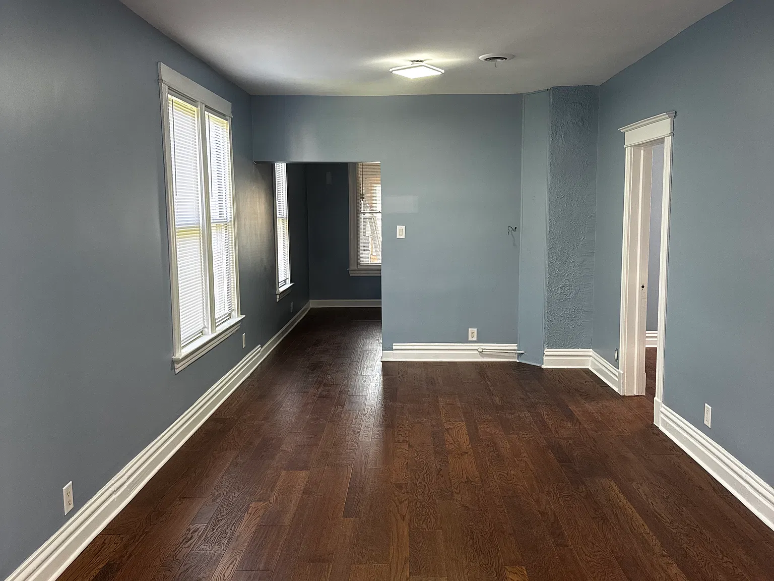 2 bed, 1050 sqft, $1,750 — Photo 2