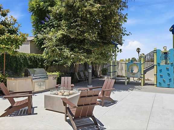 3rd image of 7655 Calvin Ln