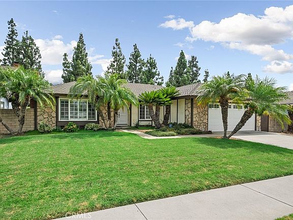 4th image of 302 Sarah Ave