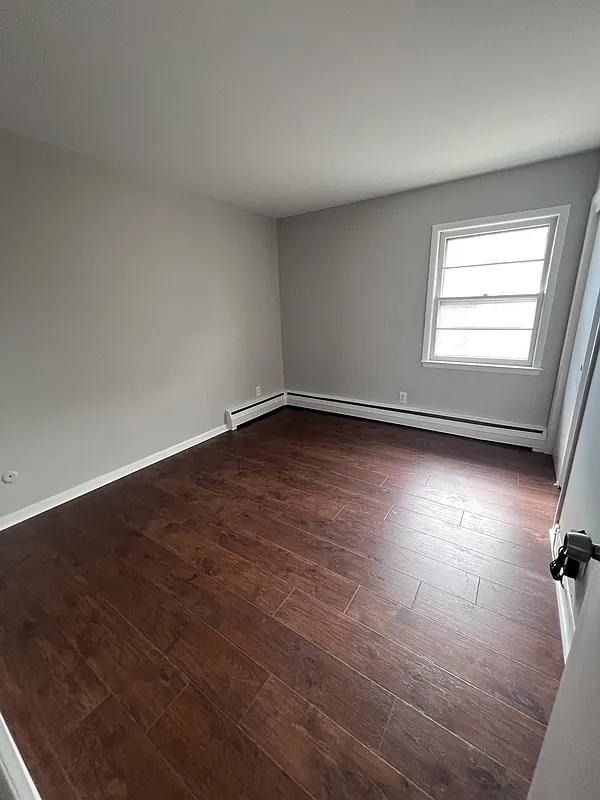 96 S Hamilton St — Photo 2