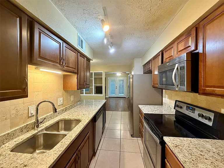 5800 Lumberdale Rd #86 — Photo 5