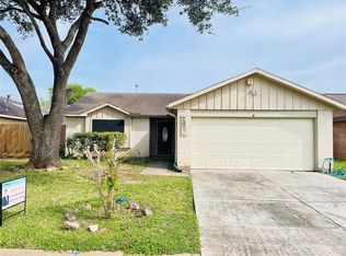 2827 Old Fort Rd, Sugar Land, TX 77479