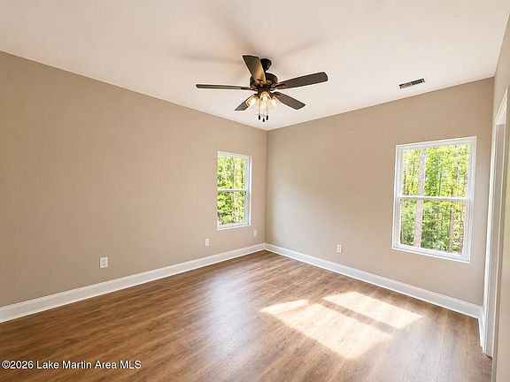 5th image of 511 Arrowhead Rd