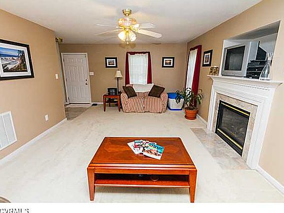 4th image of 1744 Ashcliff Way