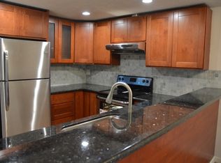 20229 Northwest Sq, Cupertino, CA 95014