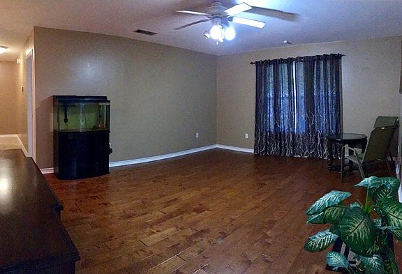 4th image of 1306 Glade St
