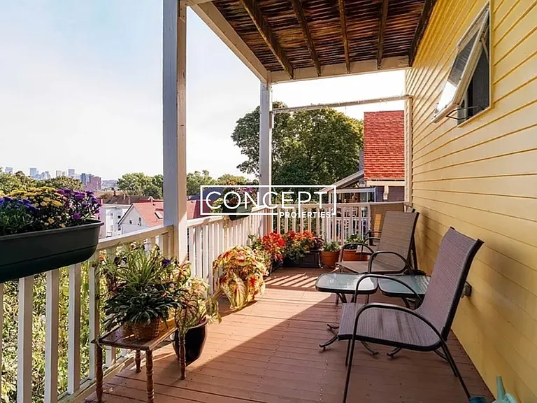 170 Calumet St #2 — Photo 6