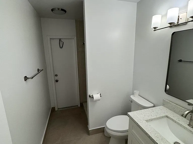 1148 Summit Trail Cir #D — Photo 17