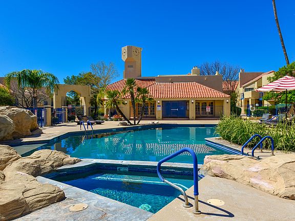 Pool and Jacuzzi