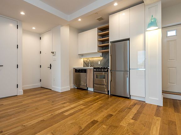 4th image of 724 5th Ave APT 4D
