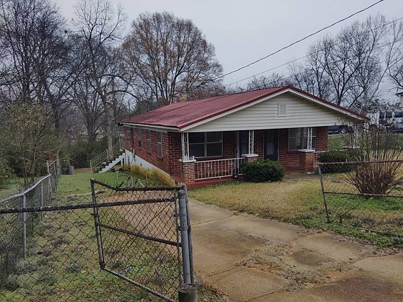 3rd image of 4815 Martin Ave