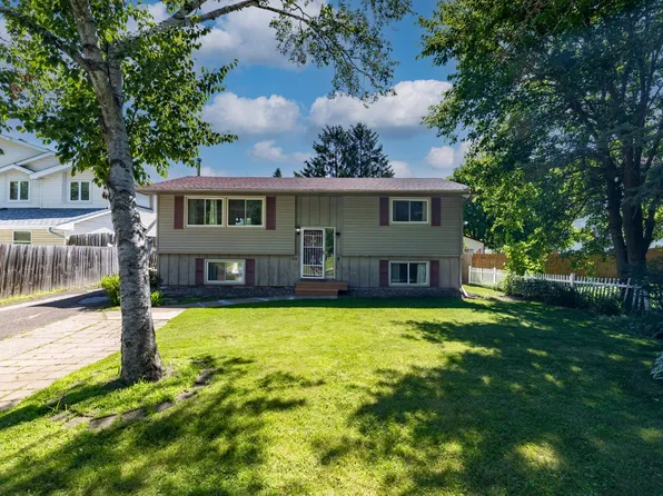 1958 6th St N, North Saint Paul, MN 55109