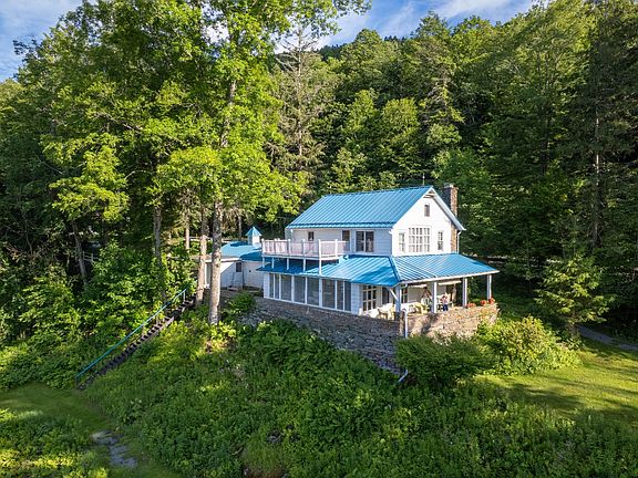 2nd image of 4728 Hancock Hwy