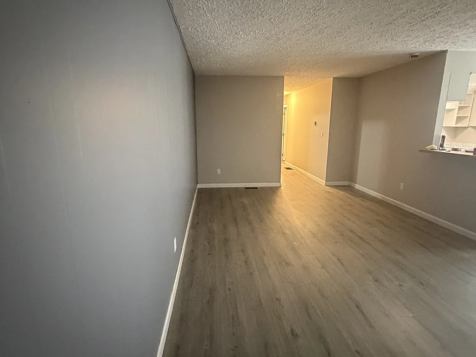 6011 Vine Street - 1 — Photo 3