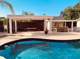 16315 Scarbery Rd, Ramona, CA 92065