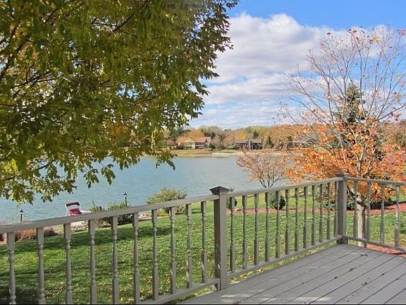 5th image of 1384 Crystal Lake Dr