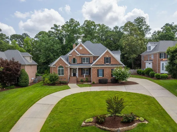 209 Bailey Ridge Dr, Morrisville, NC 27560