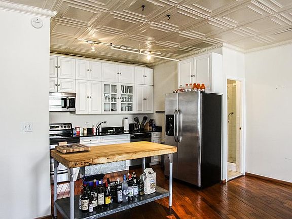 4th image of 134 Bowery Fl 2