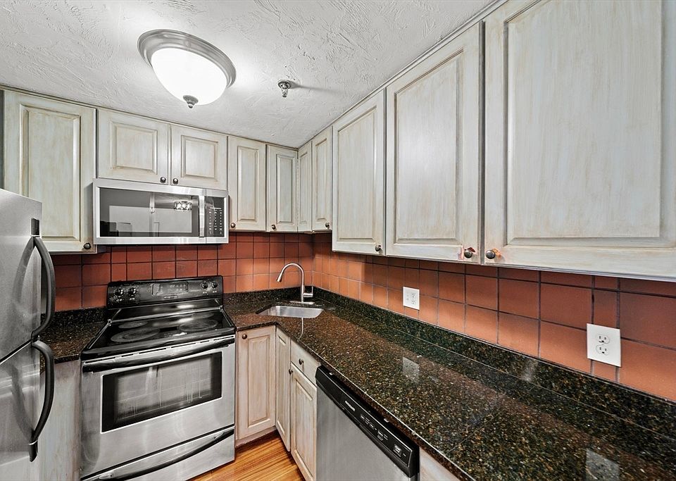 1st image of 230 Willard St Unit 602