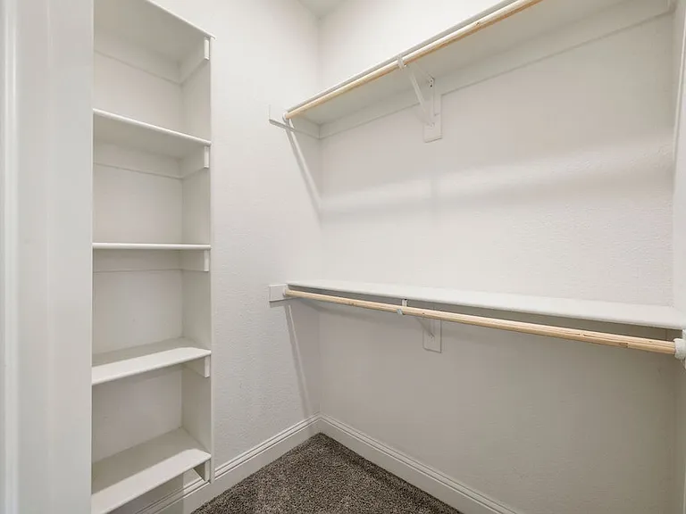 2237 Aspen — Photo 14