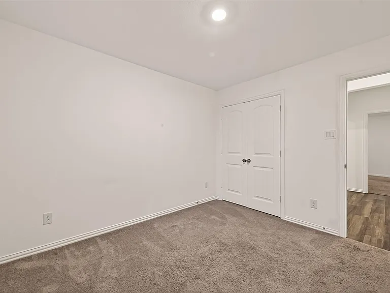 15918 Tug Ct — Photo 13