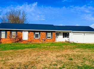 7768 Hodgenville Rd, Greensburg, KY 42743