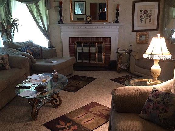 3rd image of 2400 S Burlington Dr